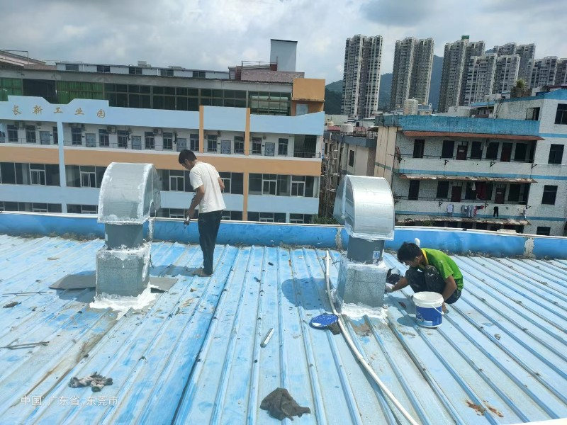 顺河回族钢结构屋面涂料维修方法